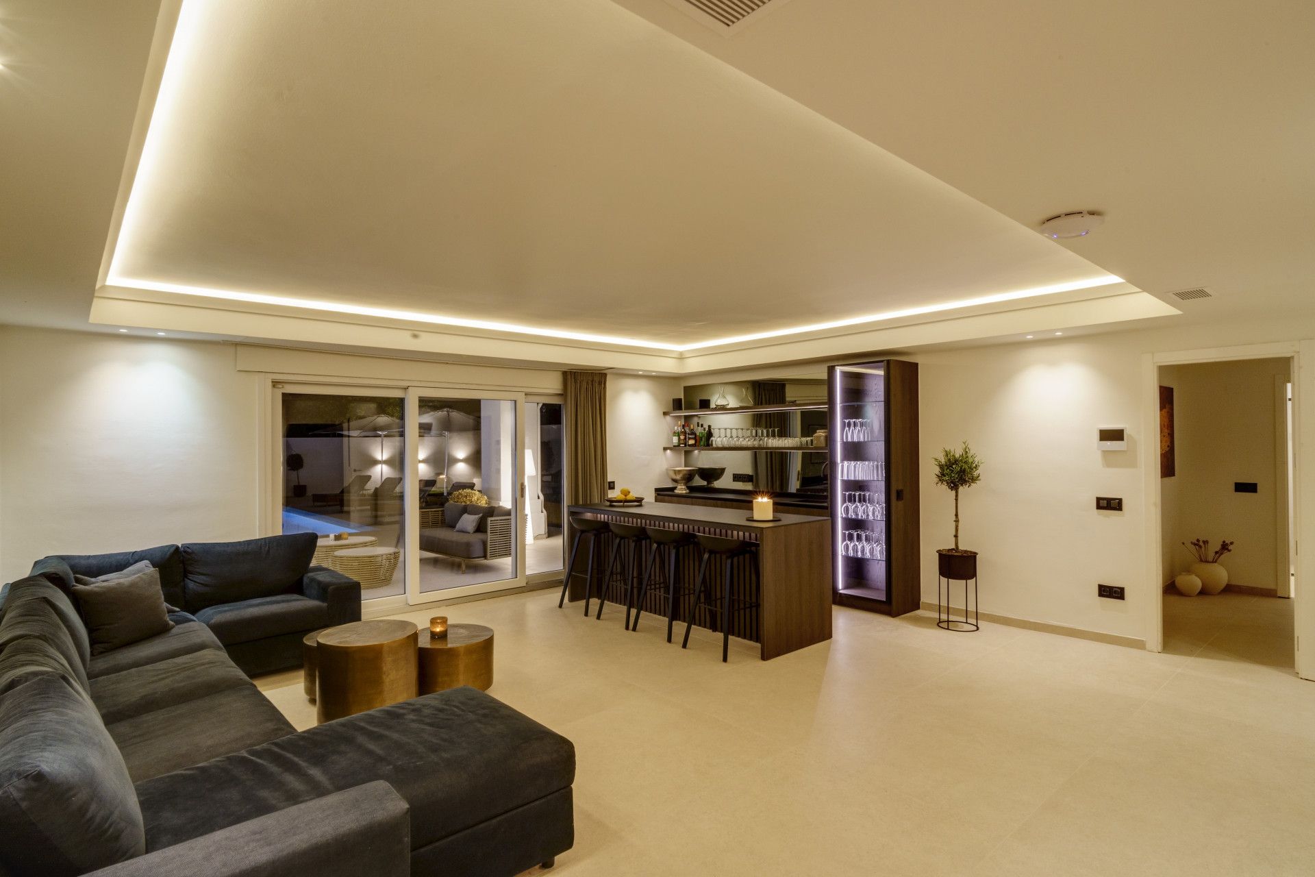 Villa in Nueva Andalucia, Nueva Andalucia, 7/12