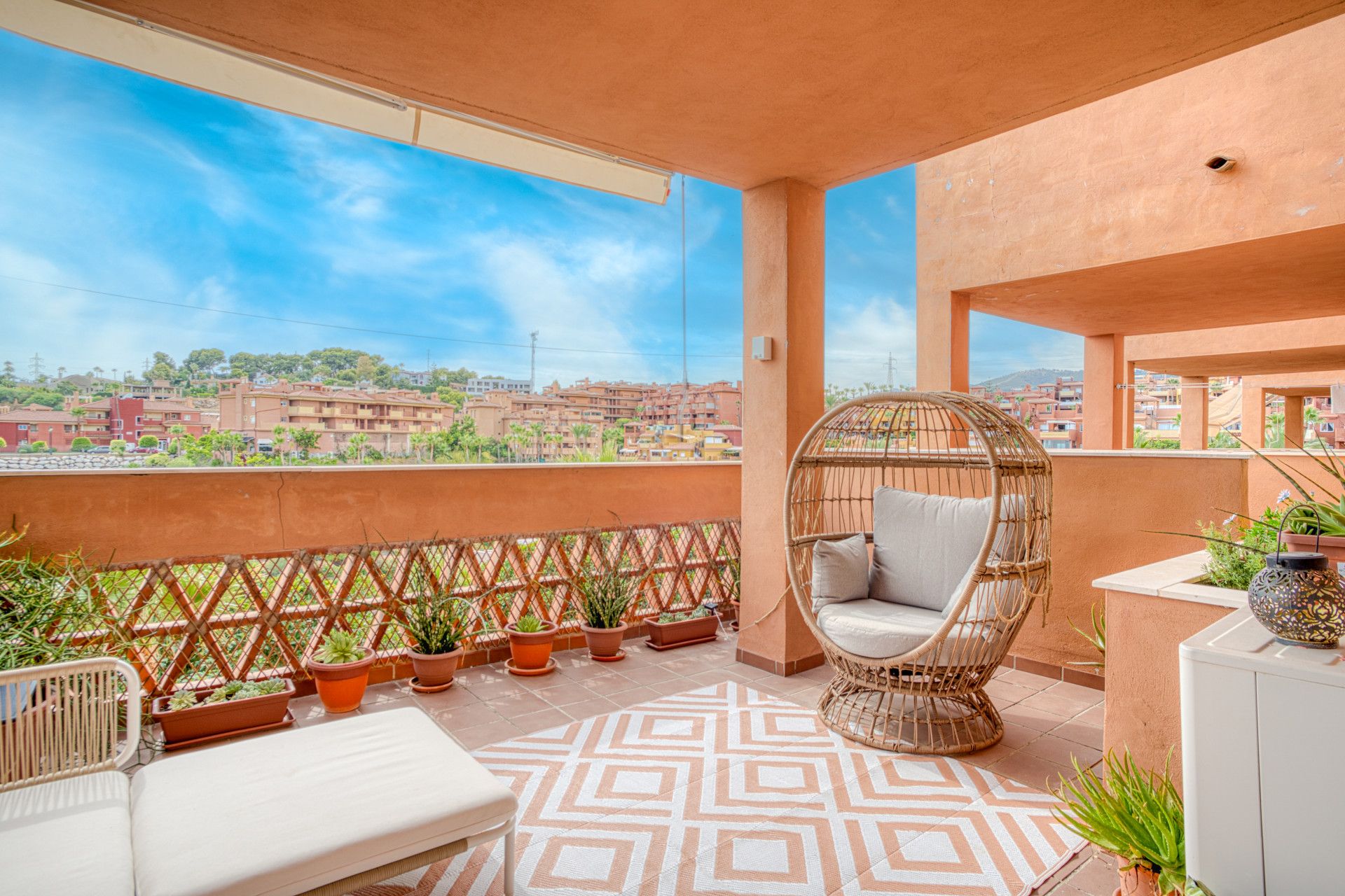Apartment in Marbella East, La Reserva de Marbella, Marbella East, 12/12