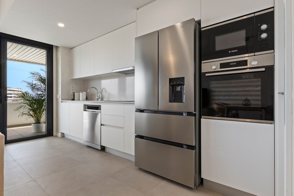 Apartamento en Planta Media en Torremolinos, Torremolinos, 11/12