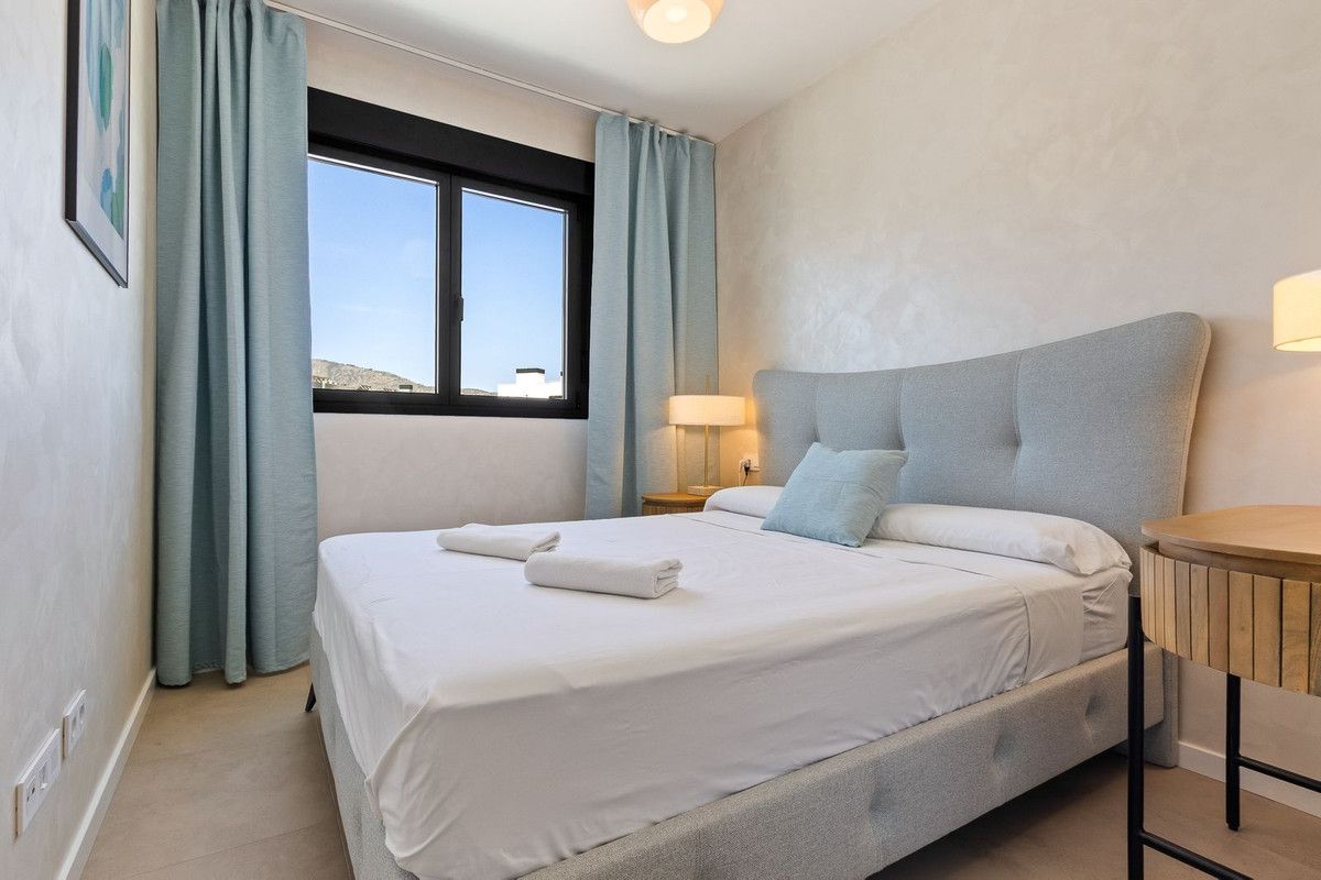Apartamento en Planta Media en Torremolinos, Torremolinos, 12/12