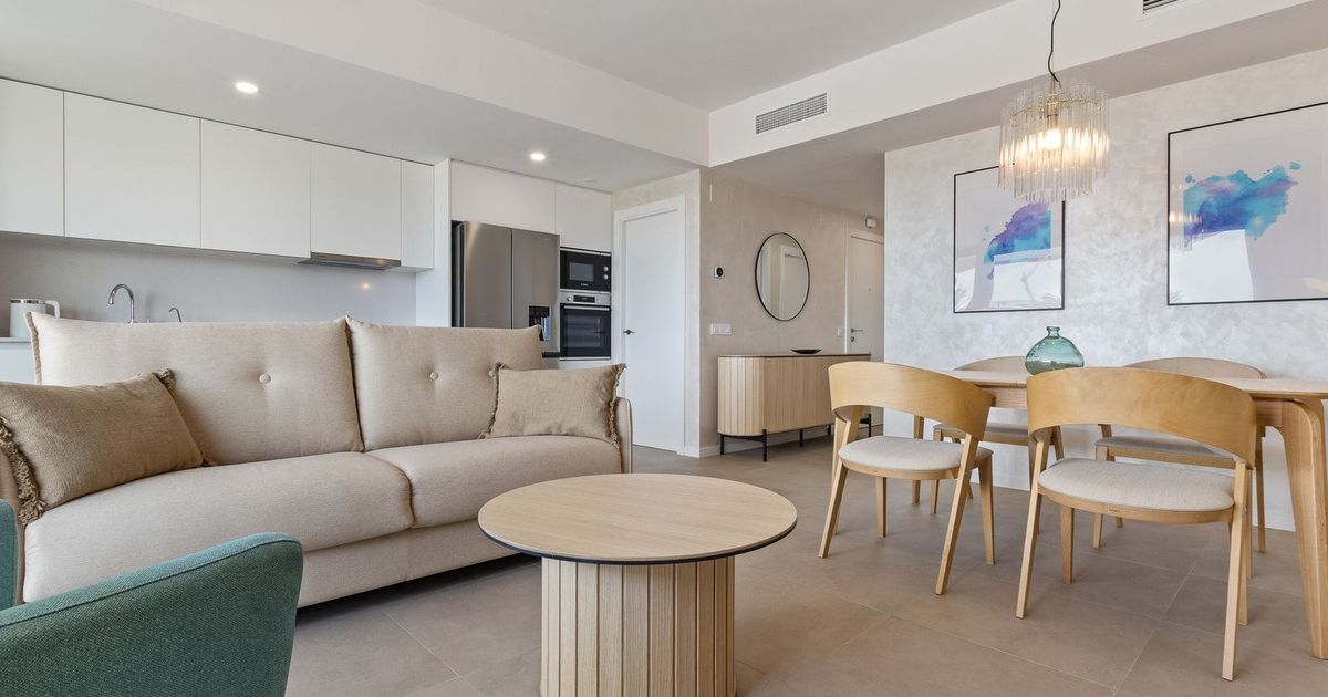 Apartamento en Planta Media en Torremolinos, Torremolinos, 5/12