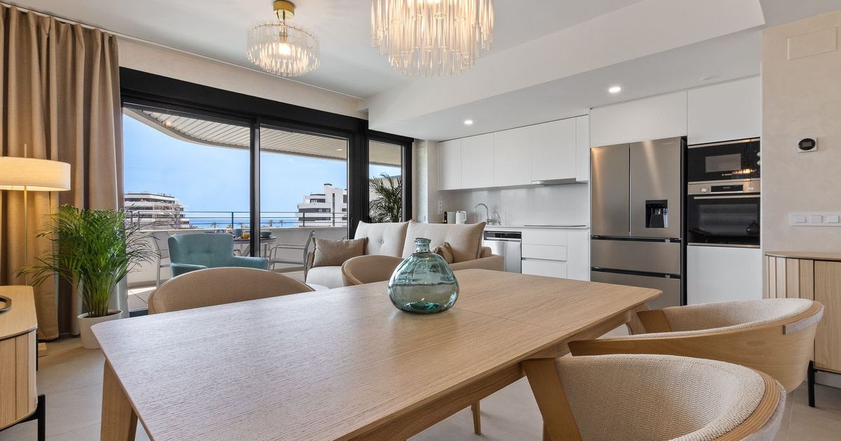 Apartamento en Planta Media en Torremolinos, Torremolinos, 6/12