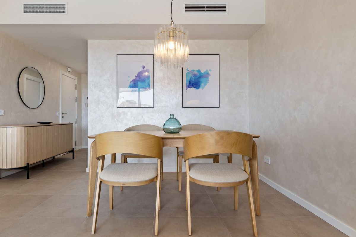 Apartamento en Planta Media en Torremolinos, Torremolinos, 8/12