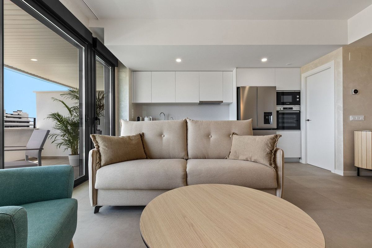 Apartamento en Planta Media en Torremolinos, Torremolinos, 9/12