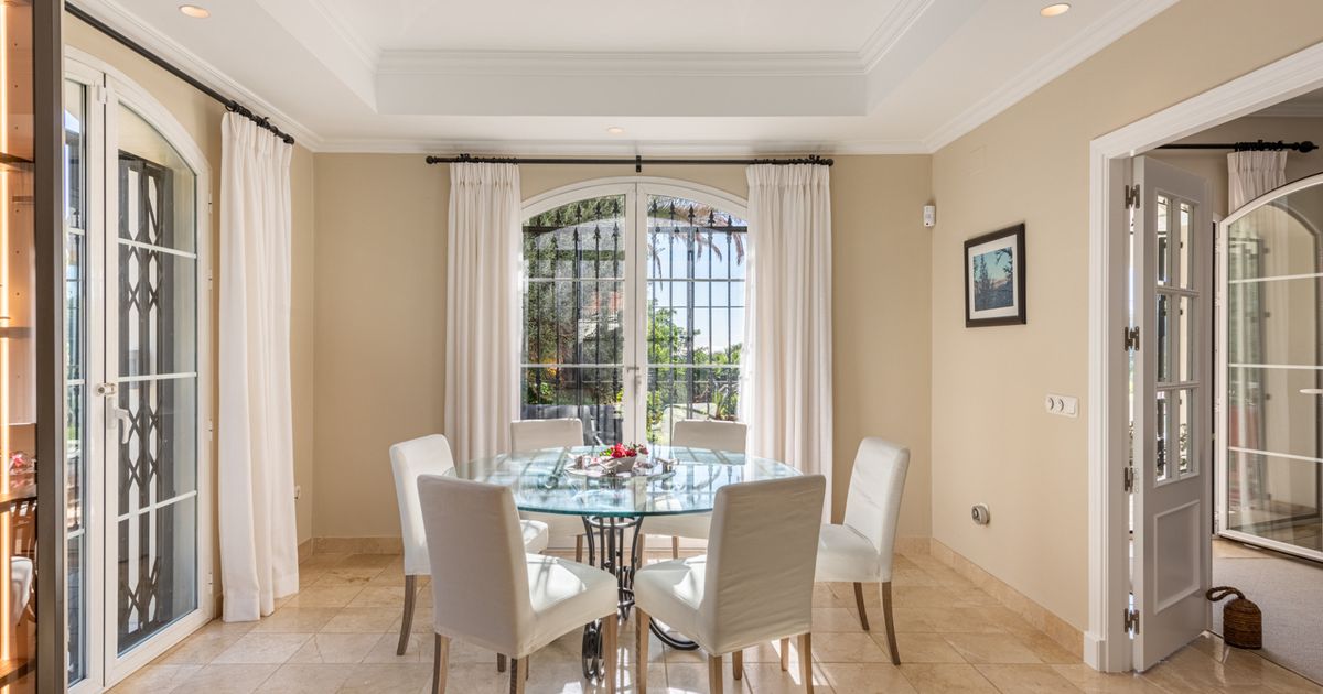 Villa in Benahavis, Vega del Colorado, Benahavis, 7/12