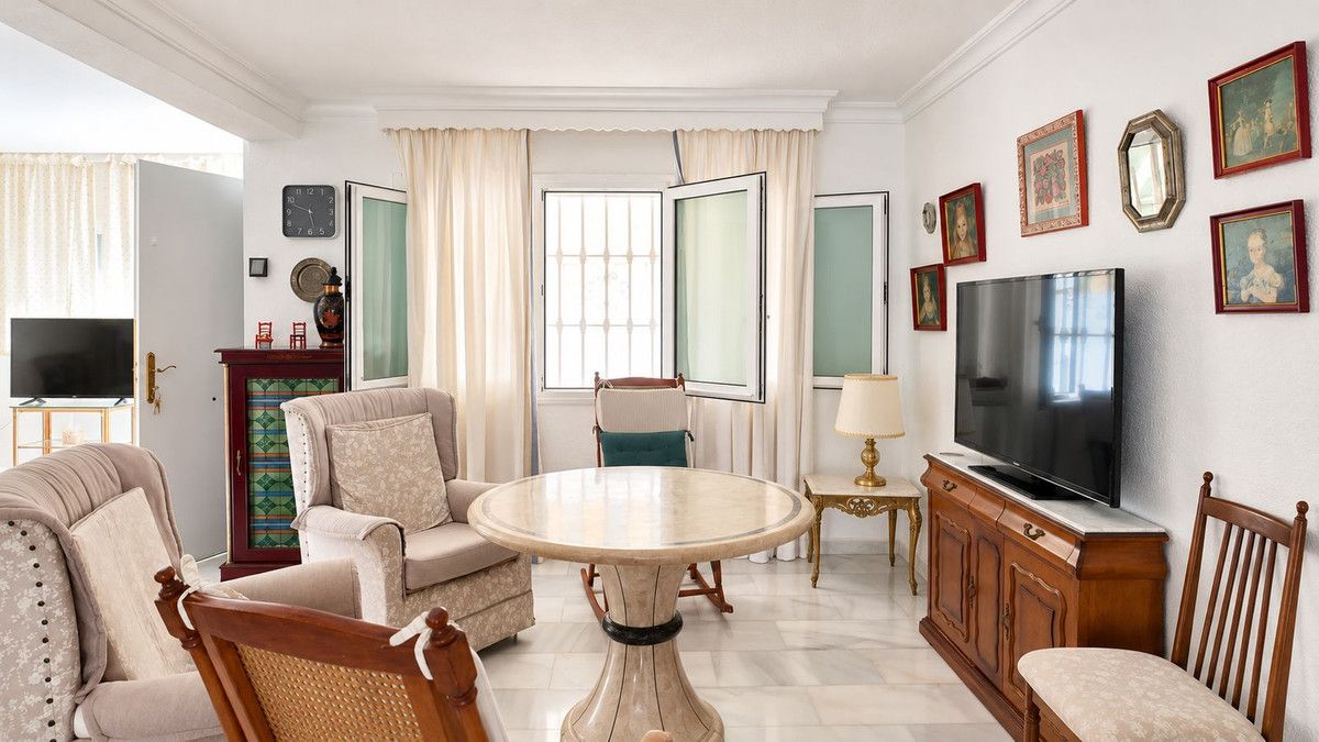 Detached Villa in Benalmadena, Benalmadena, 9/12