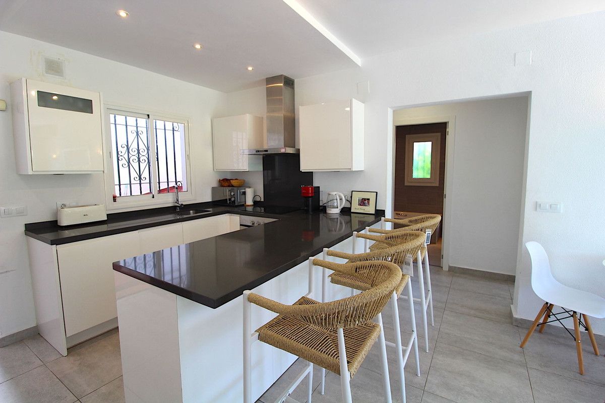 Apartament na parterze w El Paraiso, El Paraiso, 6/12