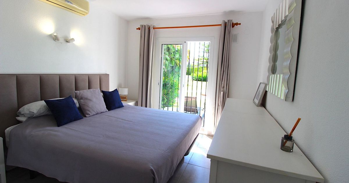 Ground Floor Apartment in El Paraiso, El Paraiso, 10/12