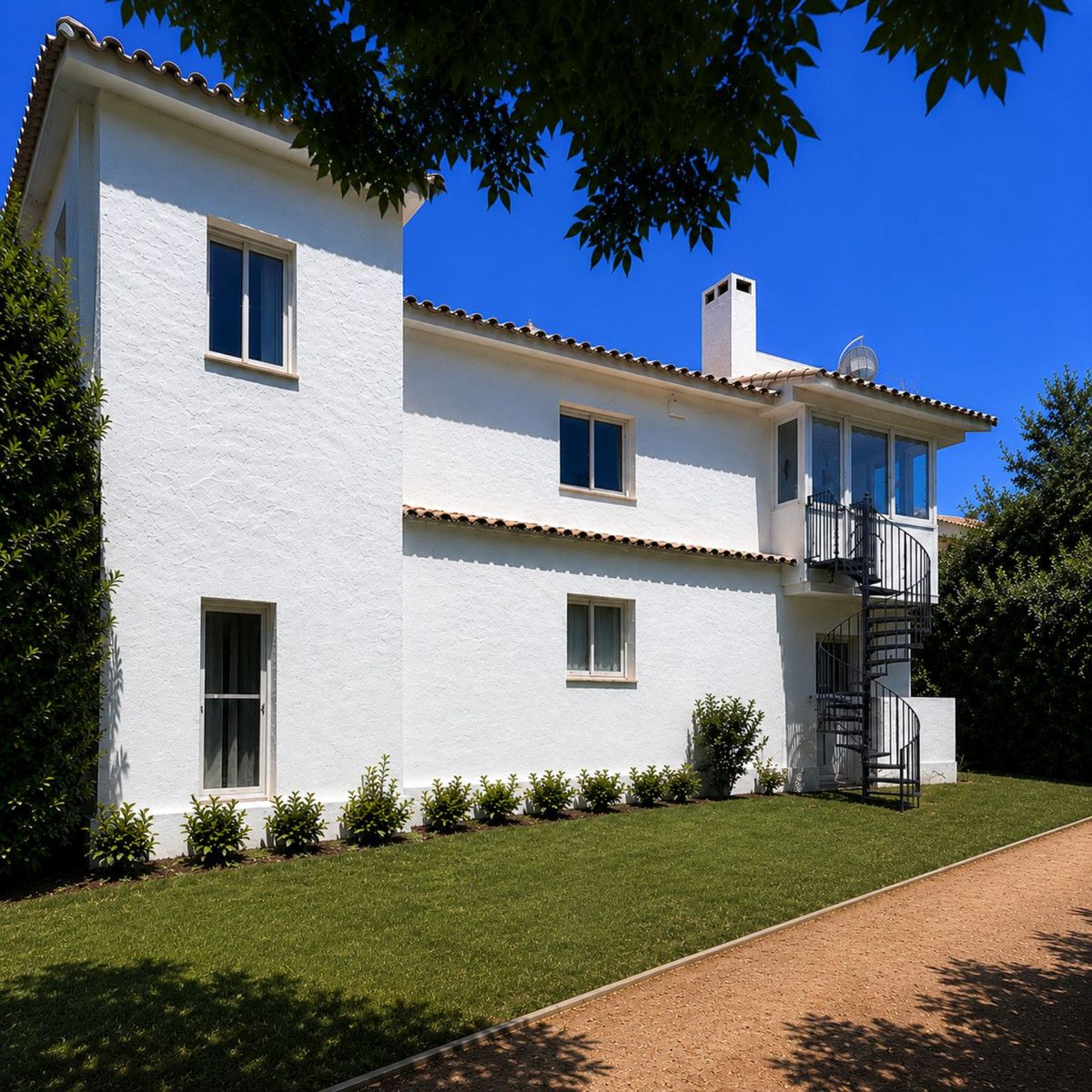 Detached Villa in El Faro, El Faro, 1/11