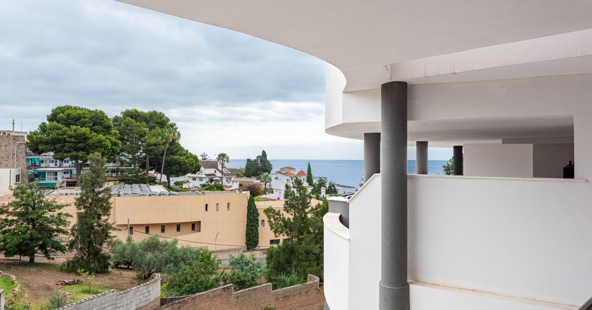 Apartamento en Planta Media en Torremolinos, Torremolinos, 2/12