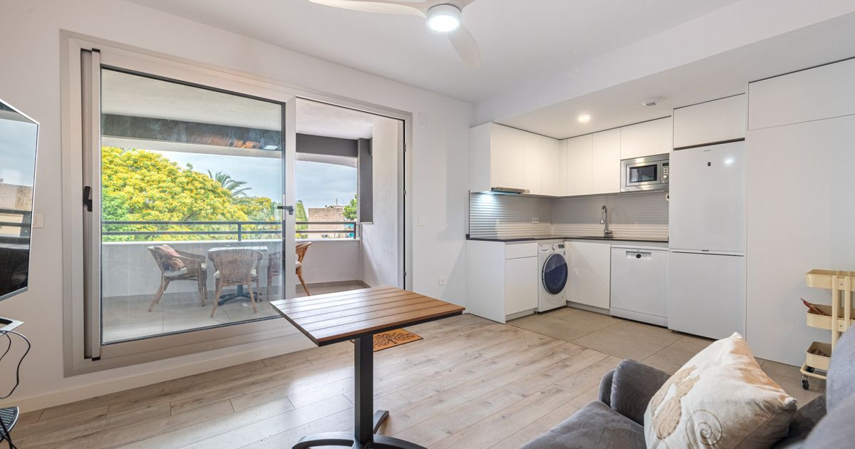 Apartamento en Planta Media en Torremolinos, Torremolinos, 12/12