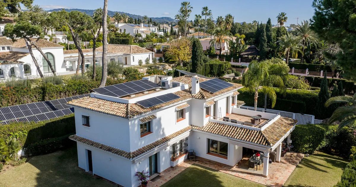 Vrijstaande Villa in Los Monteros, Los Monteros, 2/12