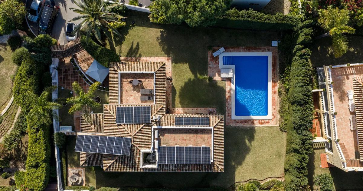 Vrijstaande Villa in Los Monteros, Los Monteros, 3/12