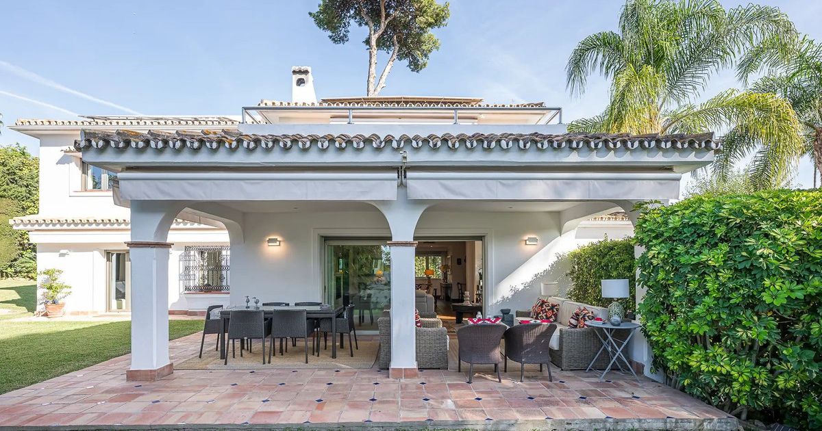 Vrijstaande Villa in Los Monteros, Los Monteros, 8/12