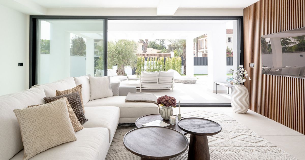 Villa in Marbella East, Las Chapas, Marbella East, 3/12