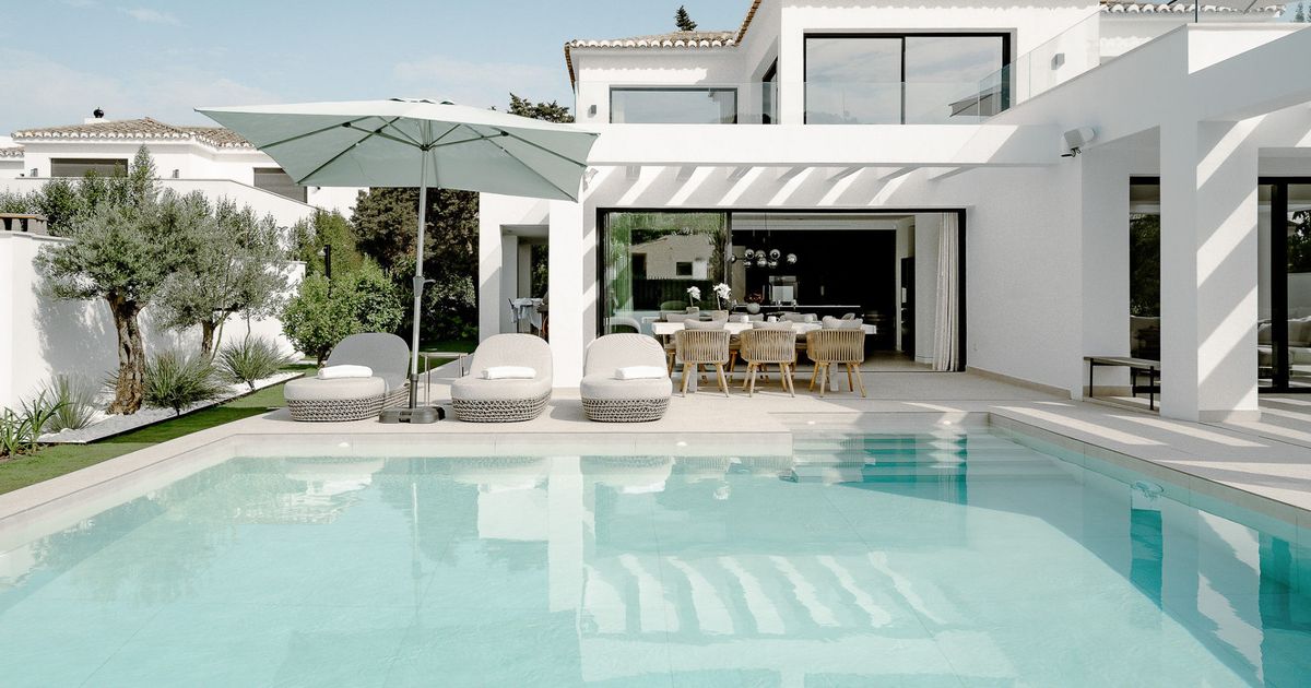 Villa in Marbella East, Las Chapas, Marbella East, 6/12