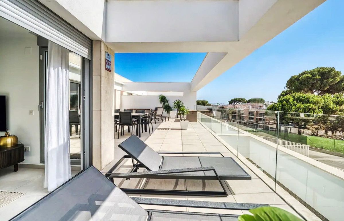 Penthouse in Elviria, Elviria, 4/12