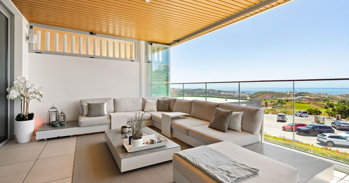 Middle Floor Apartment in Calanova Golf, Calanova Golf, 1/12