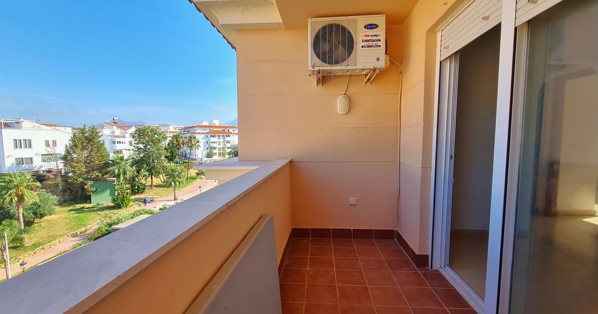 Middle Floor Apartment in San Luis de Sabinillas, San Luis de Sabinillas, 1/12