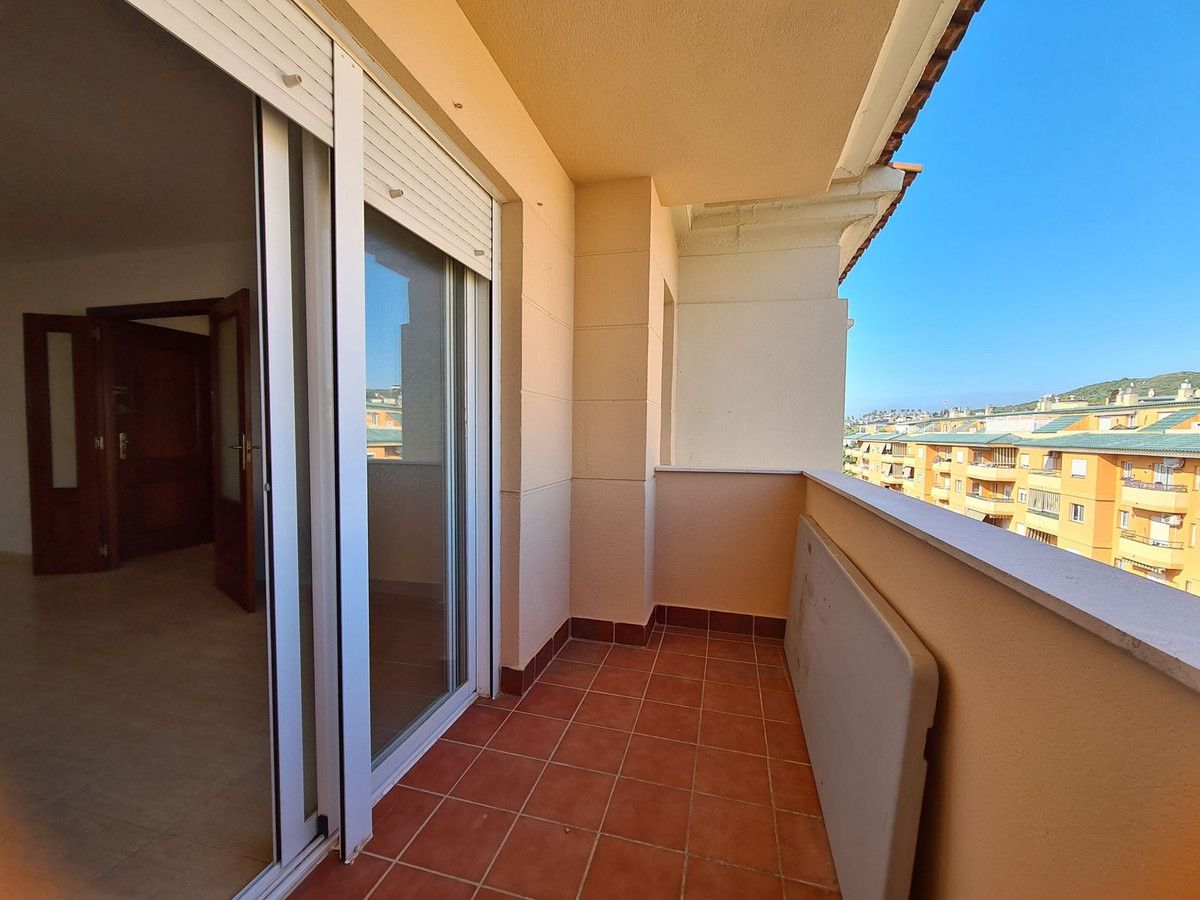 Middle Floor Apartment in San Luis de Sabinillas, San Luis de Sabinillas, 2/12