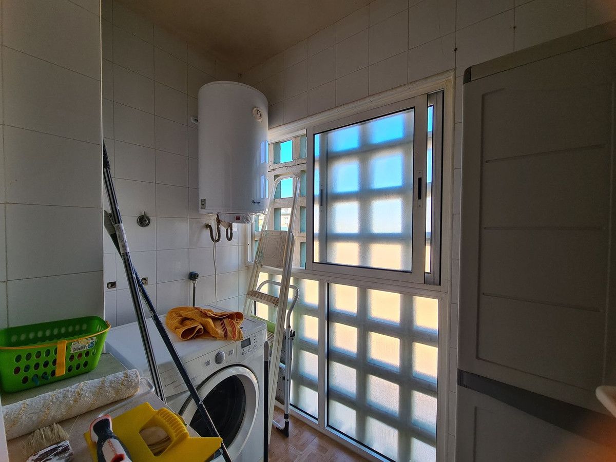 Middle Floor Apartment in San Luis de Sabinillas, San Luis de Sabinillas, 11/12