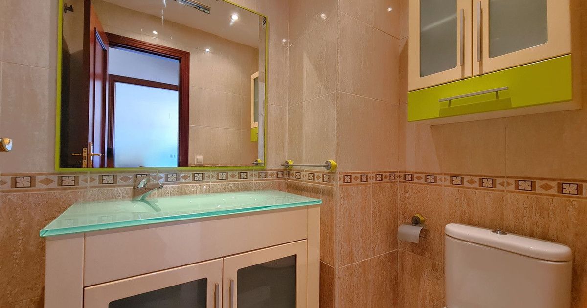 Middle Floor Apartment in San Luis de Sabinillas, San Luis de Sabinillas, 10/12