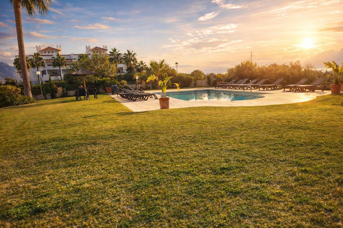 Apartamento de Planta Media en Selwo, Selwo, 2/12