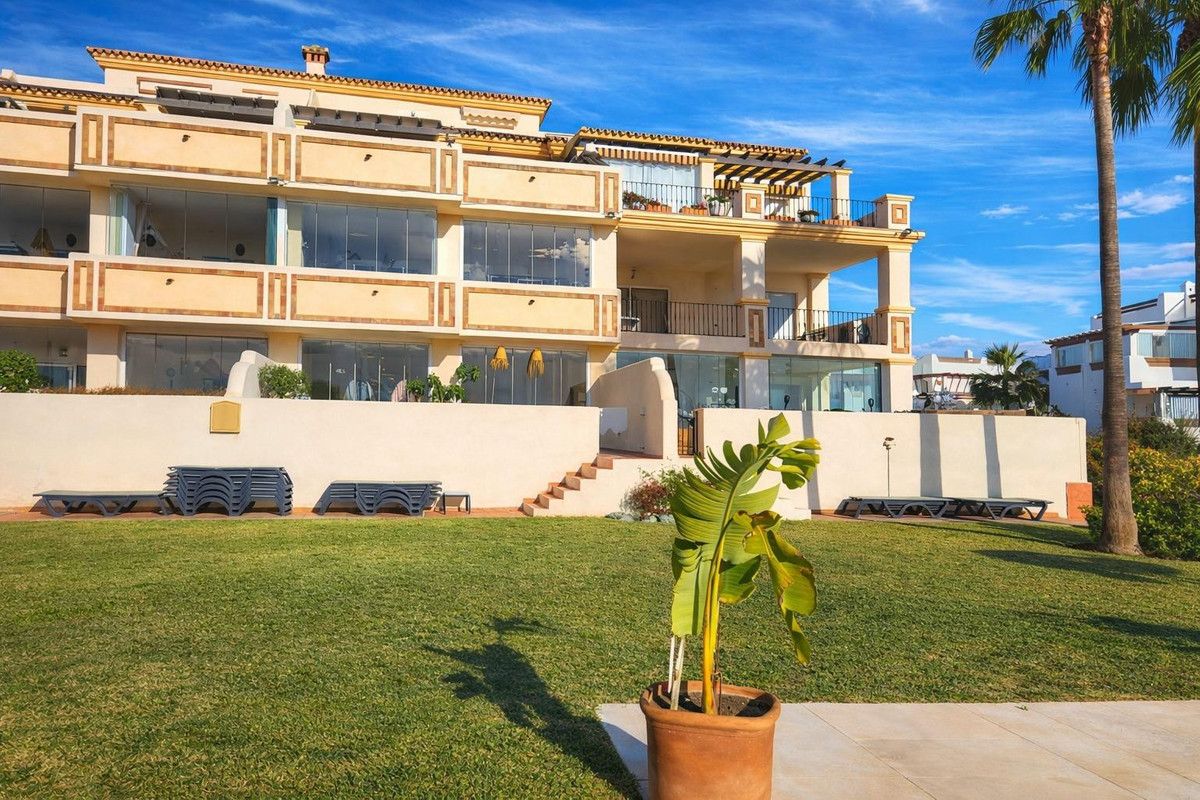 Apartamento de Planta Media en Selwo, Selwo, 3/12