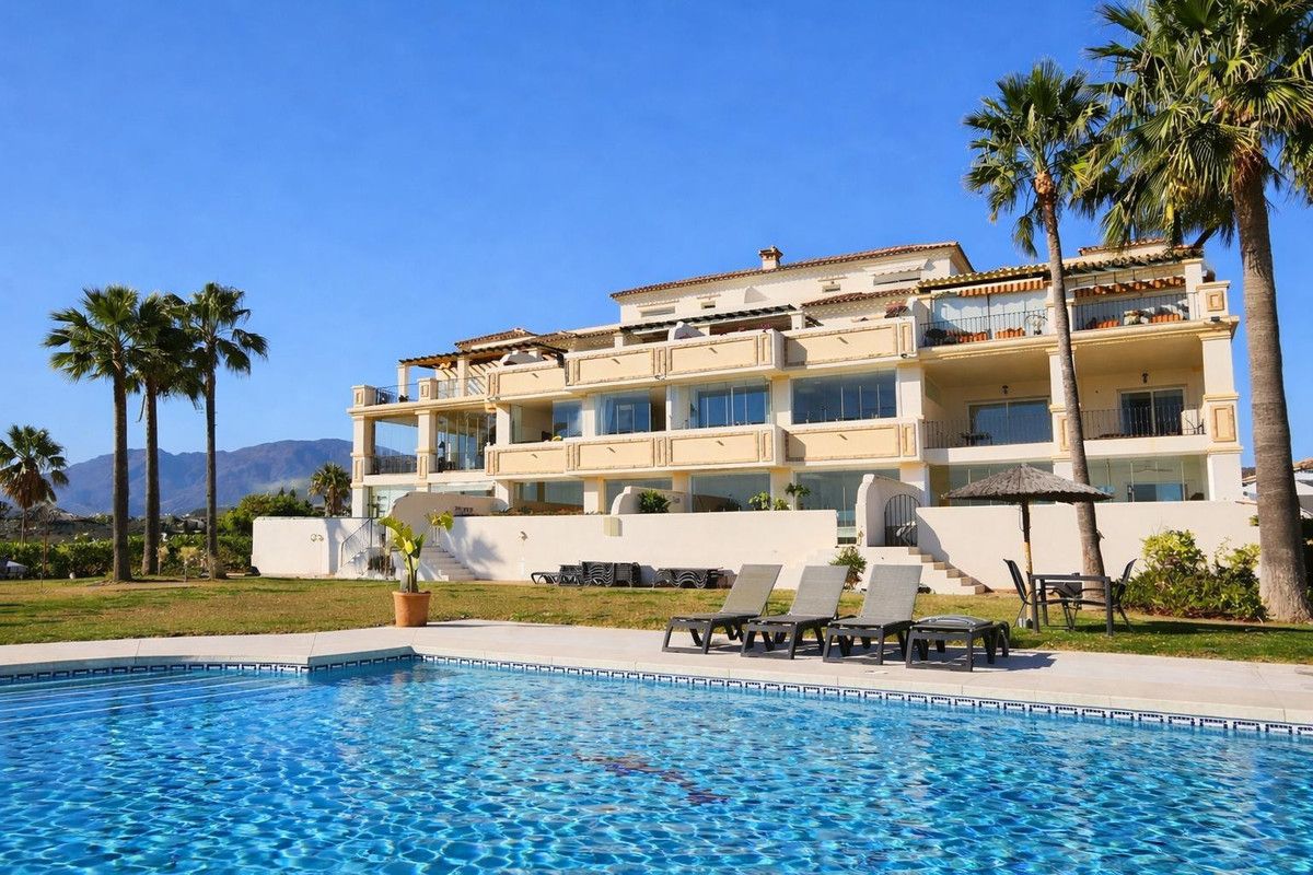 Apartamento de Planta Media en Selwo, Selwo, 4/12