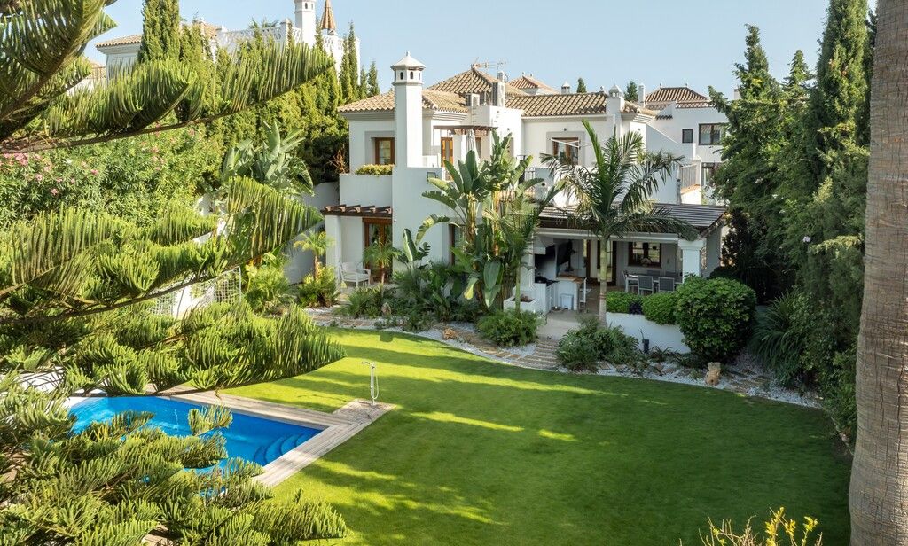 Villa independiente en Estepona, Estepona, 5/12