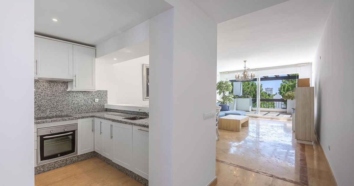 Top Floor Apartment in Río Real, Río Real, 3/12