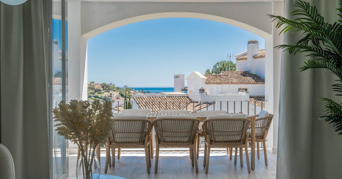 Apartment in Benahavis, Altos de La Quinta, Benahavis, 2/12