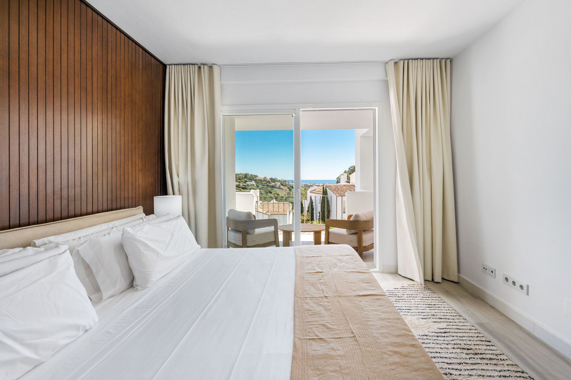 Apartment in Benahavis, Altos de La Quinta, Benahavis, 11/12