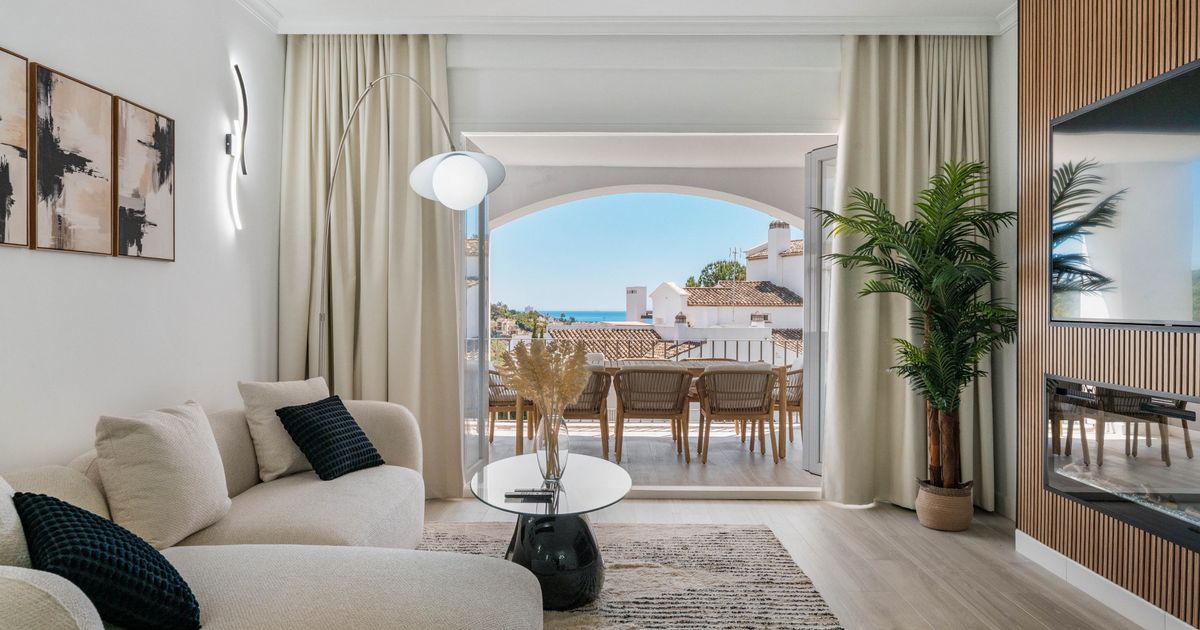 Apartment in Benahavis, Altos de La Quinta, Benahavis, 3/12