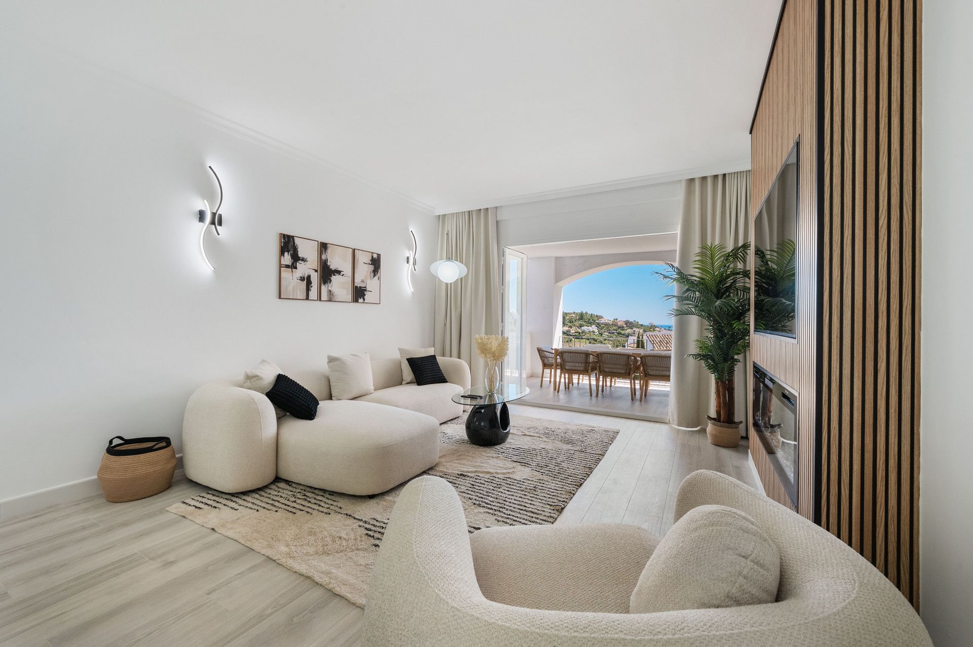 Apartment in Benahavis, Altos de La Quinta, Benahavis, 4/12