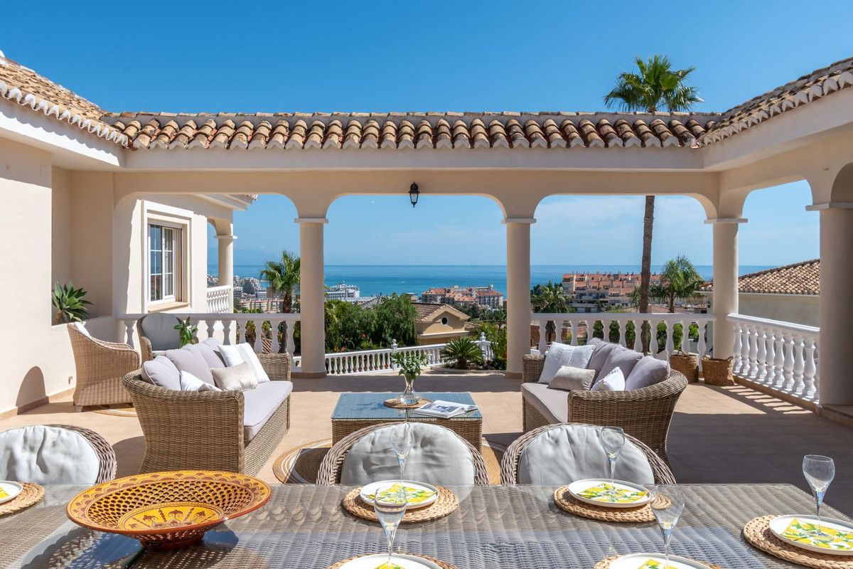Detached Villa in Benalmadena Costa, Benalmadena Costa, 2/12
