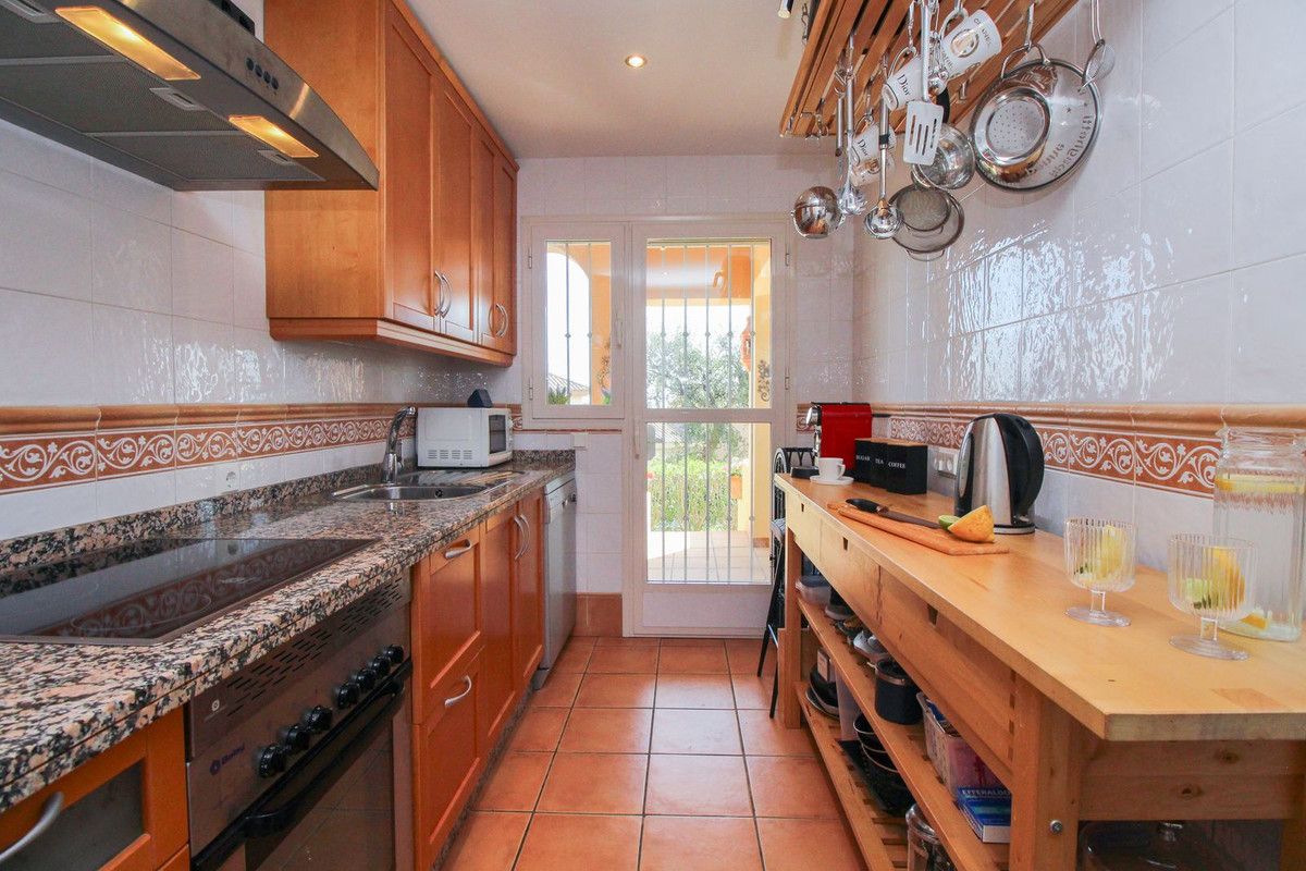 Apartament na parterze w Elviria, Elviria, 12/12