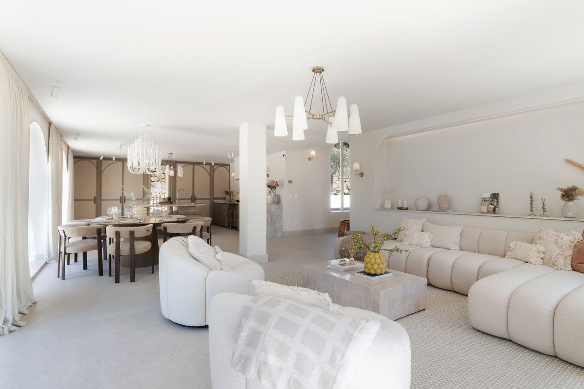 Freistehende Villa in Nueva Andalucía, Nueva Andalucía, 11/12
