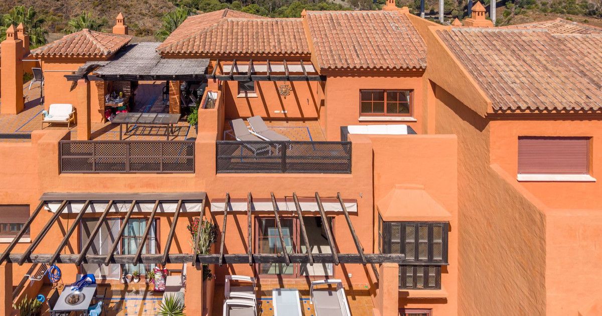 Penthouse Duplex in New Golden Mile, New Golden Mile, 3/12