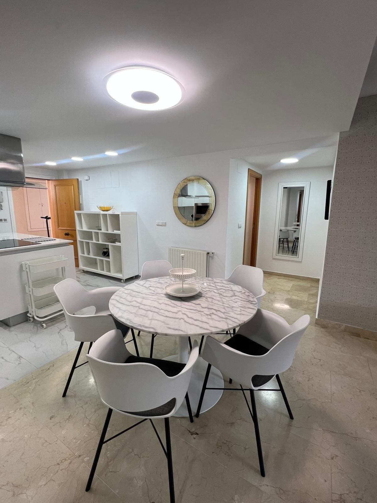 Appartement op de middelste verdieping in San Pedro de Alcántara, San Pedro de Alcántara, 6/12