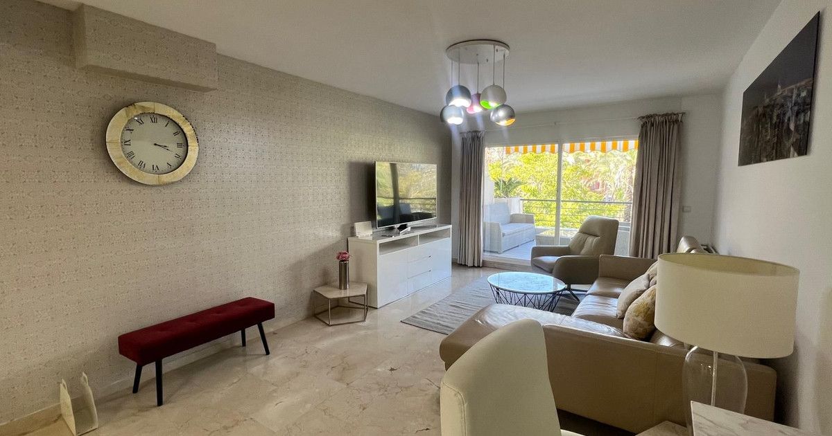 Appartement op de middelste verdieping in San Pedro de Alcántara, San Pedro de Alcántara, 7/12