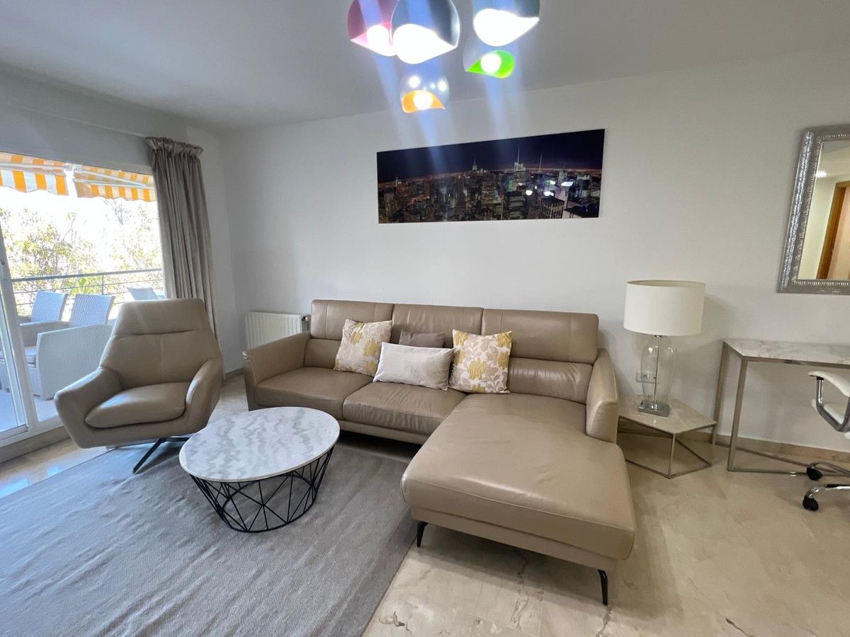Appartement op de middelste verdieping in San Pedro de Alcántara, San Pedro de Alcántara, 10/12