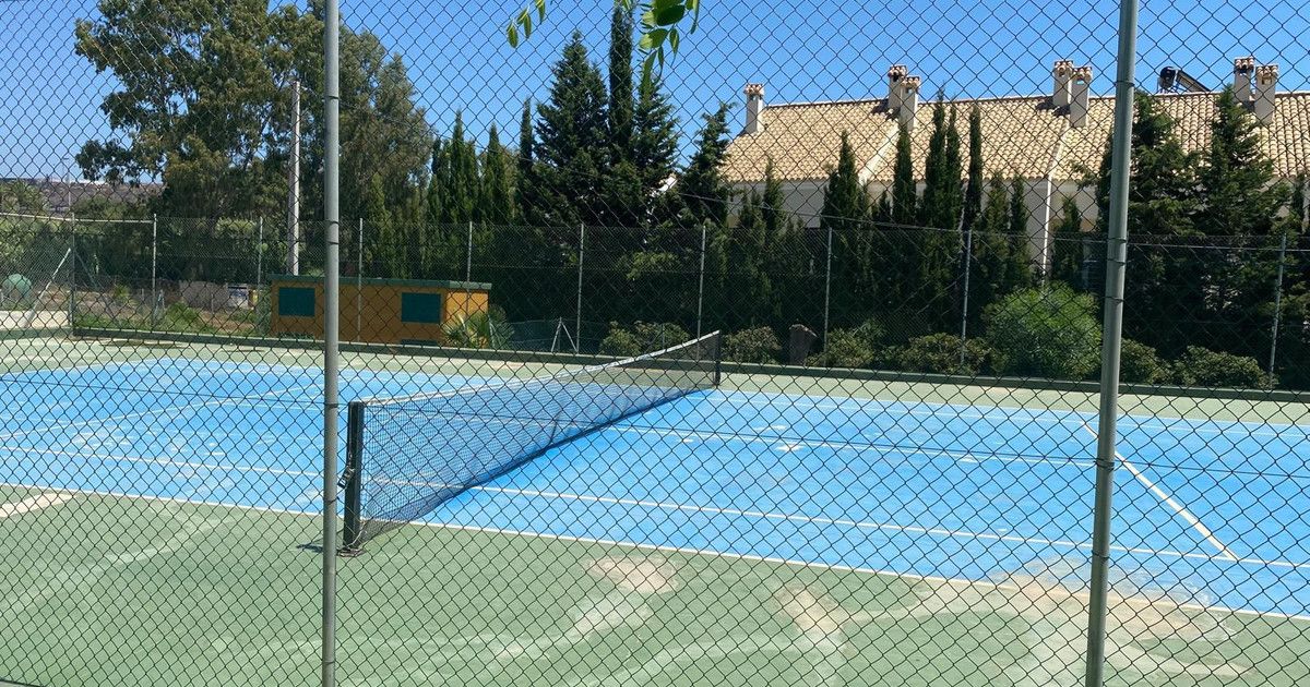 Apartamento en planta media en Estepona, Estepona, 2/12