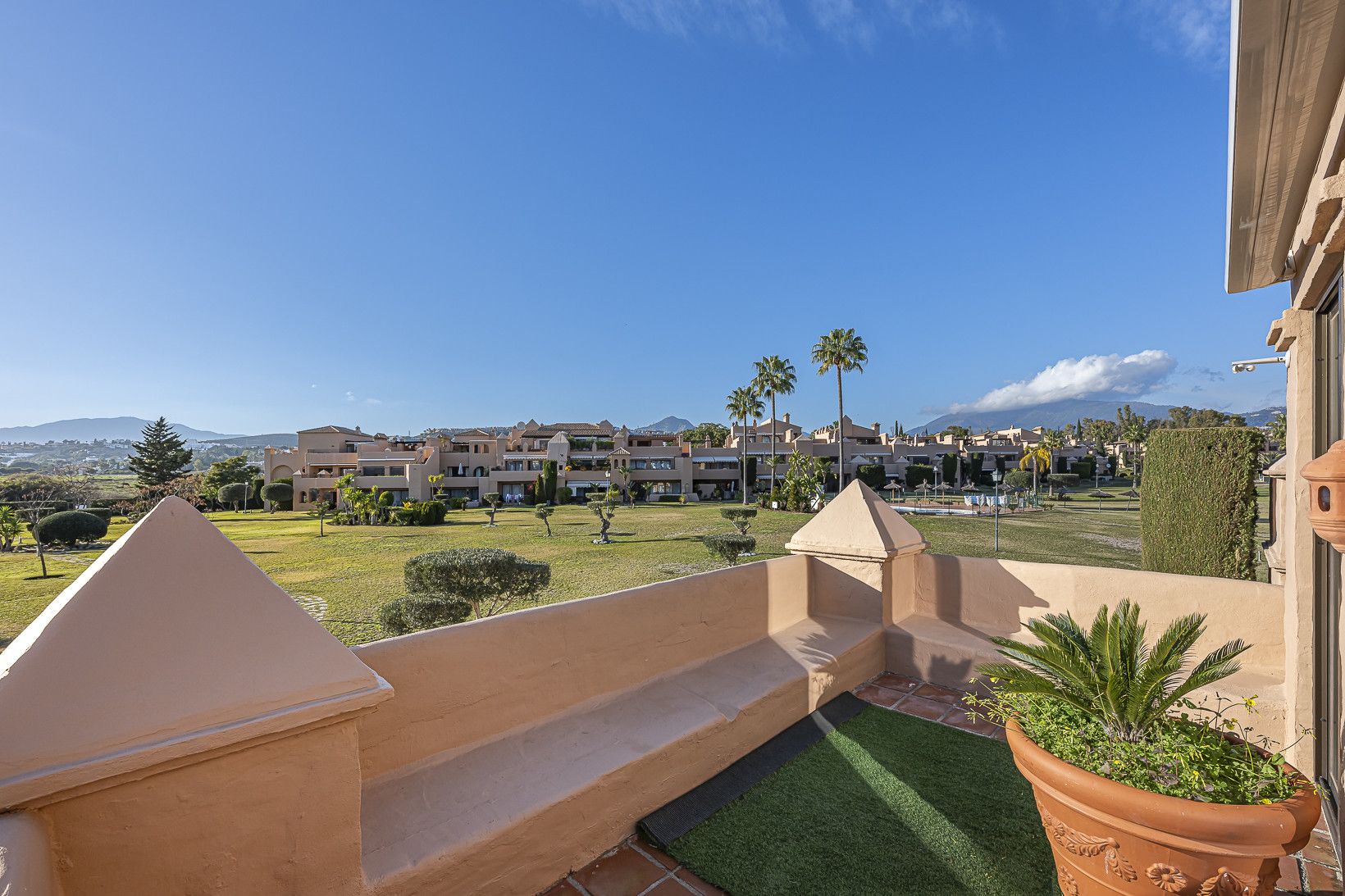 Duplex-Penthouse in Estepona, Nueva Atalaya, Estepona, 10/12