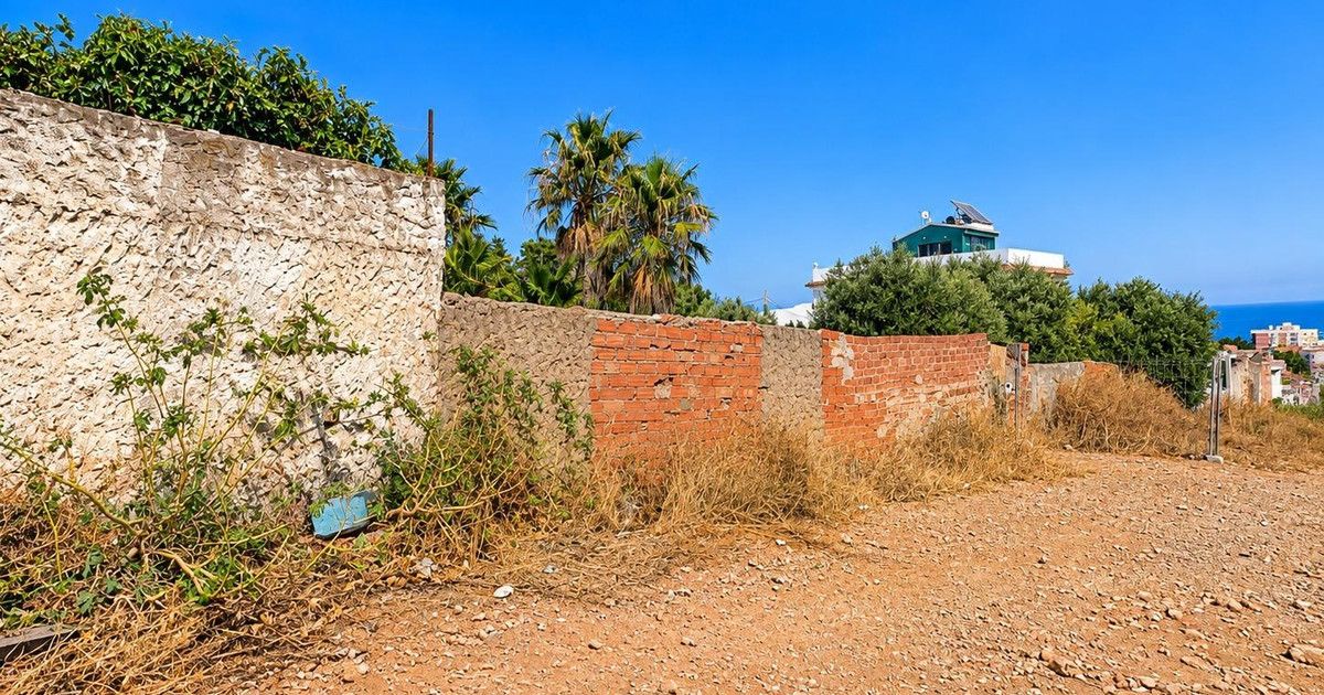 Działka rezydencjonalna w Torremolinos, Torremolinos, 9/12