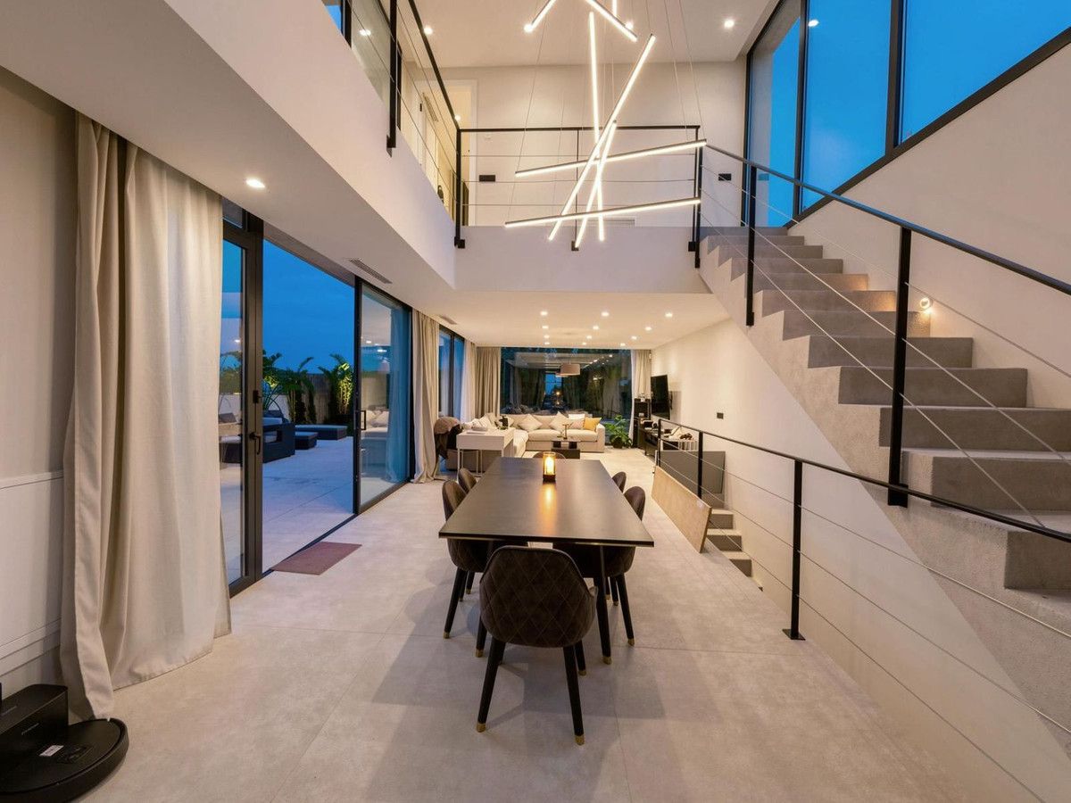 Detached Villa in Nueva Andalucía, Nueva Andalucía, 11/12
