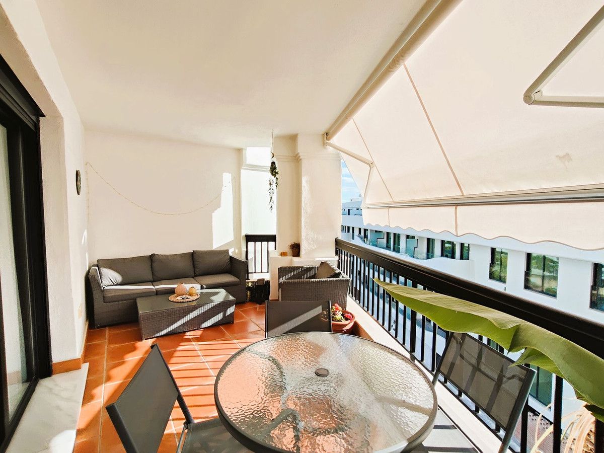 Middle Floor Apartment in San Pedro de Alcántara, San Pedro de Alcántara, 2/12