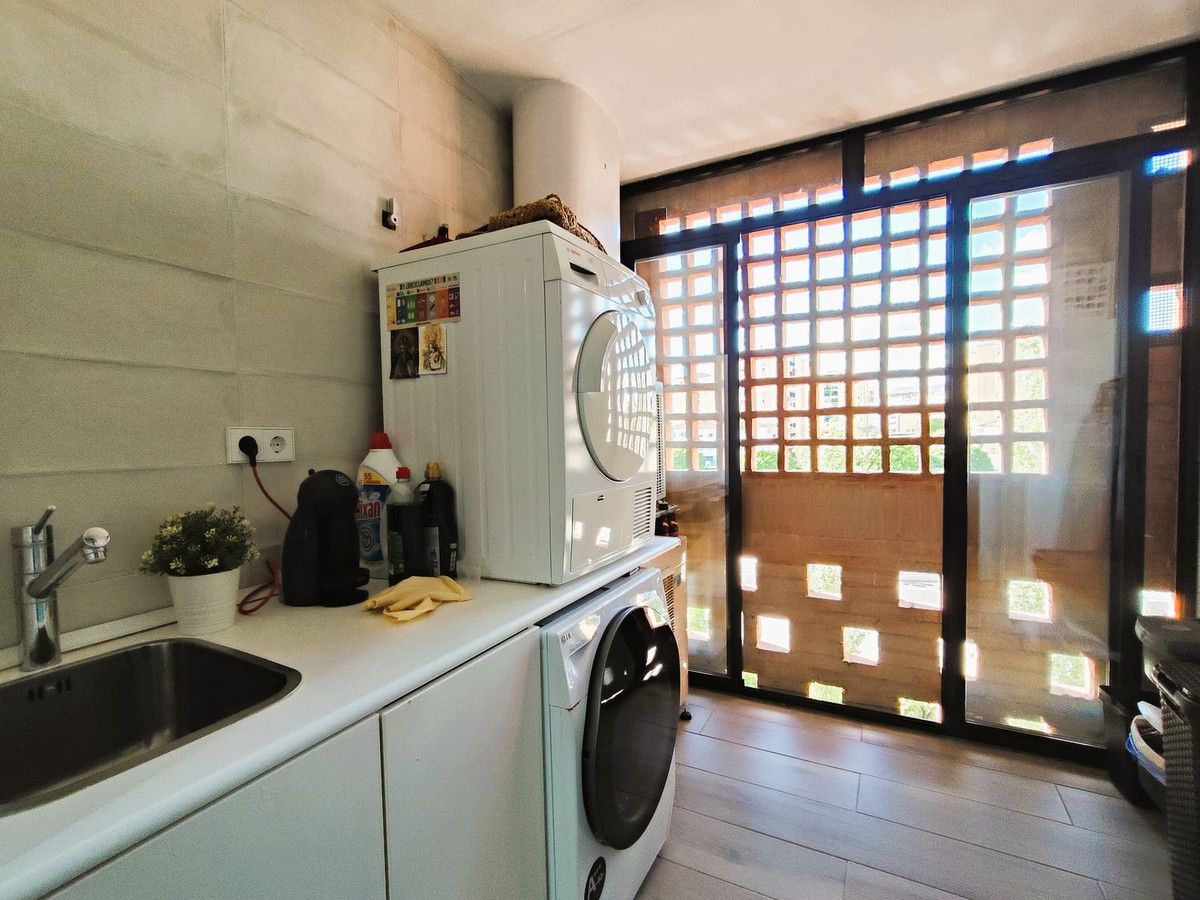Middle Floor Apartment in San Pedro de Alcántara, San Pedro de Alcántara, 12/12