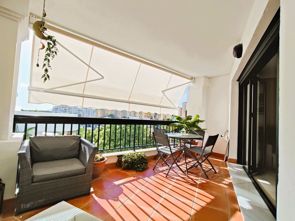 Middle Floor Apartment in San Pedro de Alcántara, San Pedro de Alcántara, 5/12