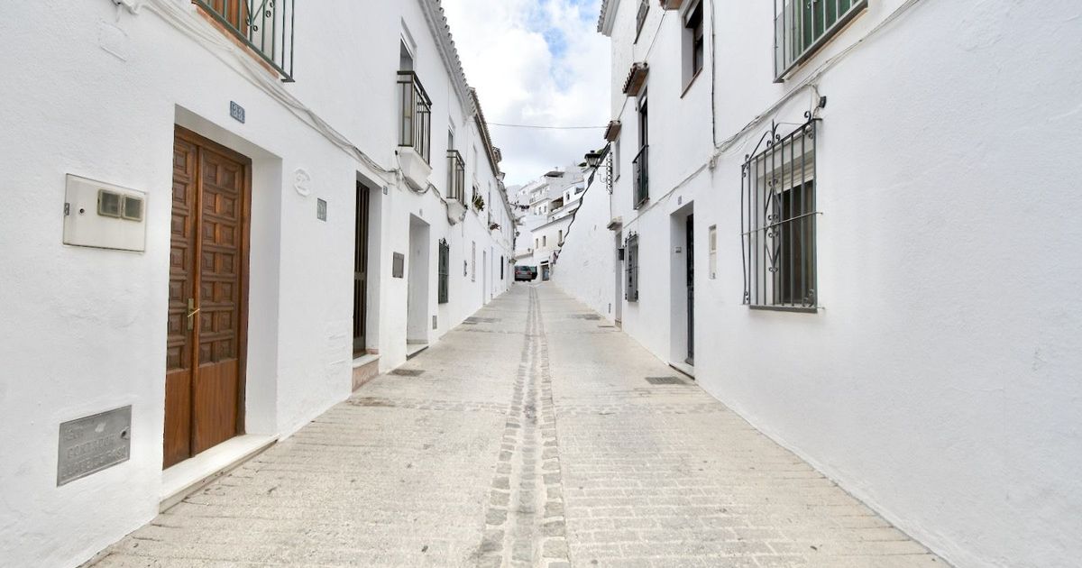 Middle Floor Apartment in Mijas, Mijas, 1/12
